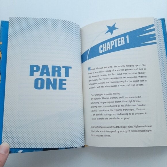 Dc Superhero Girls Hardcover Chapter Books Batgirl Wonder Woman By Lisa Yee - Picture 9 of 12